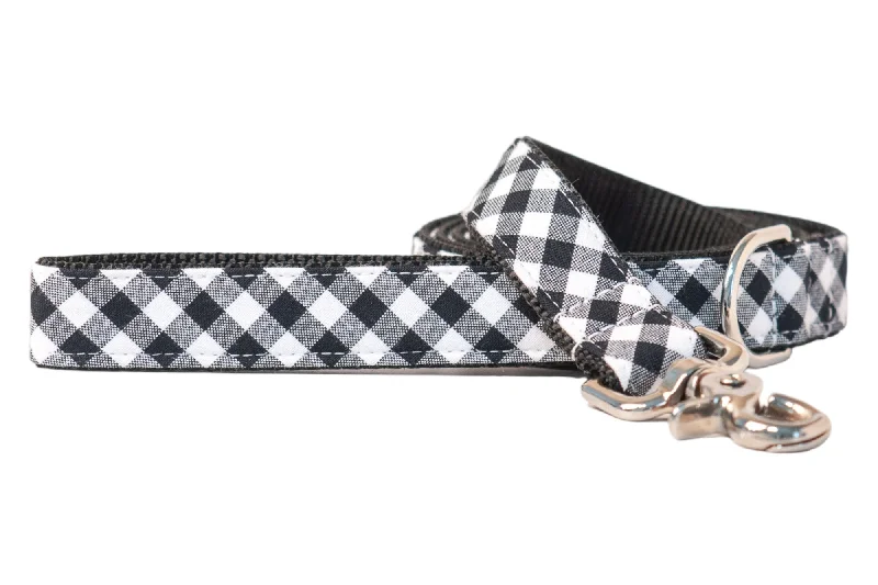 dog-friendly sunscreen-Black Picnic Plaid Dog Leash