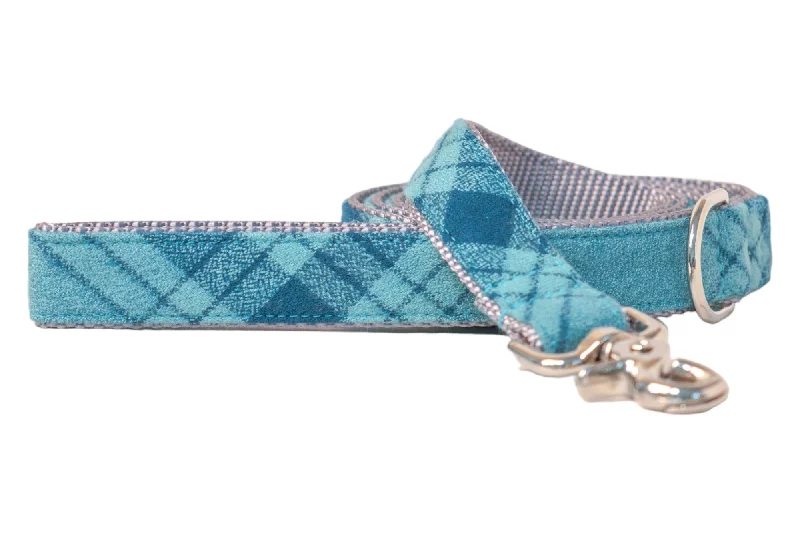 collapsible dog crate-Gus Flannel Dog Leash