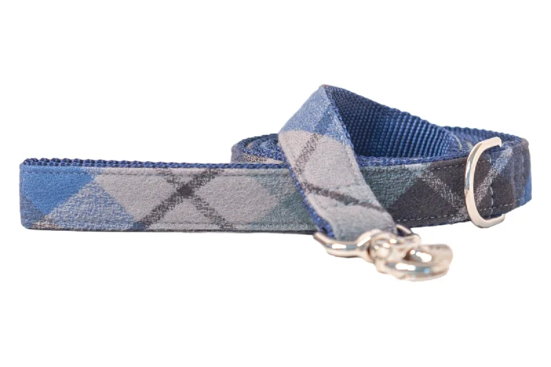 chew-resistant dog bed-Keystone Flannel Dog Leash